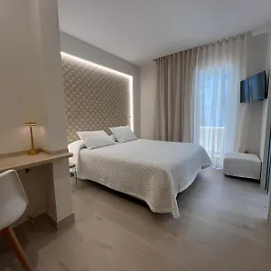 https://hotel-restaurant-llansola.catalonia-hotels.com