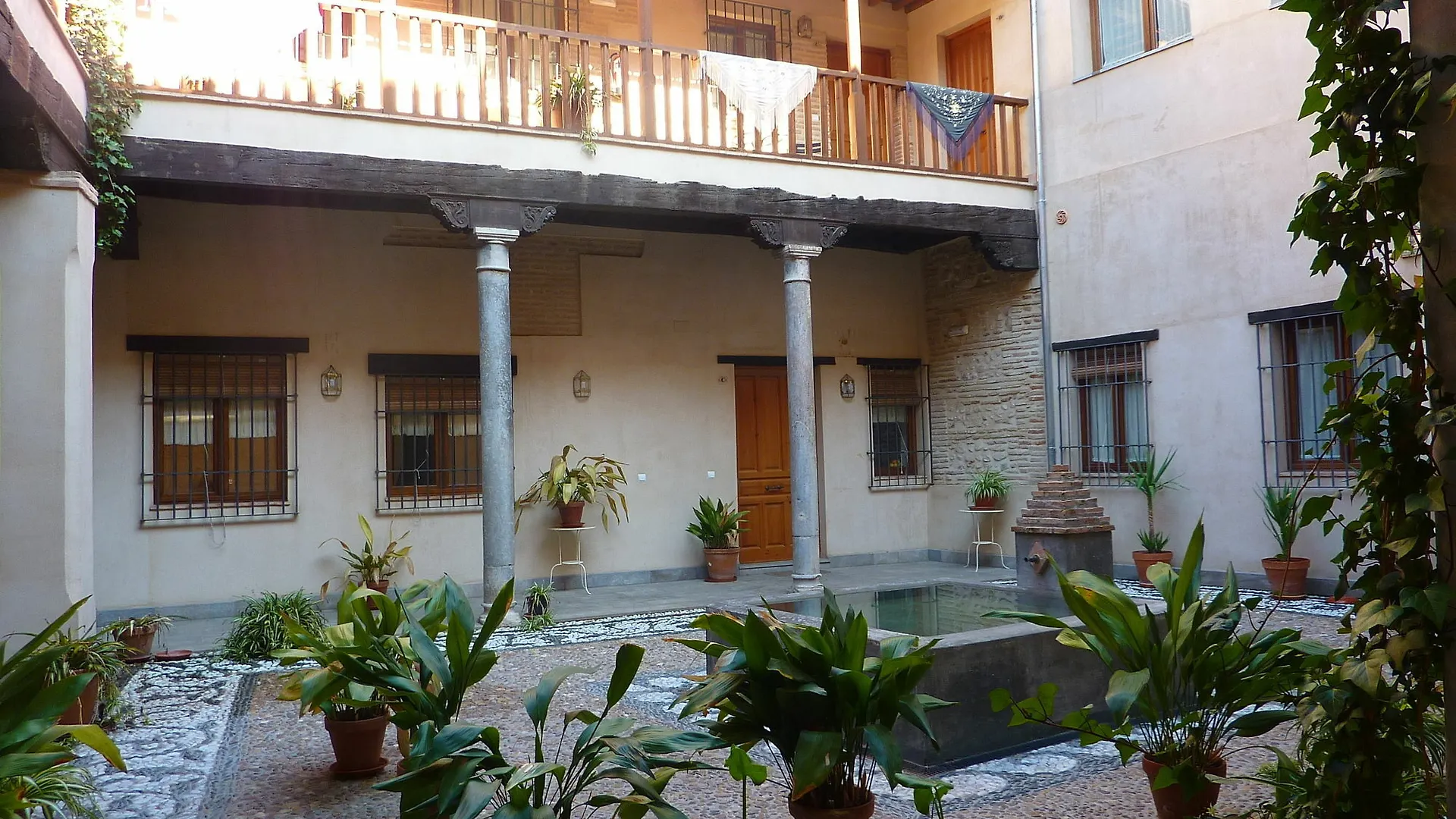 Bed & Breakfast Abadia Suites Granada